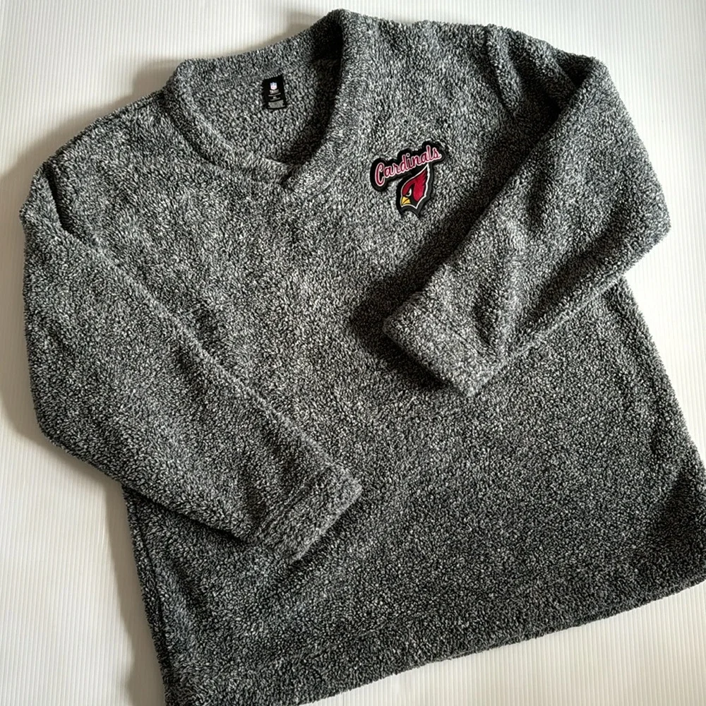 NFL Arizona Cardinals fuzzy v-neck, sleepwear pullover.  Women’s size XL